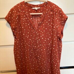 Fun2Fun woman's short sleeve blouse, size Large
